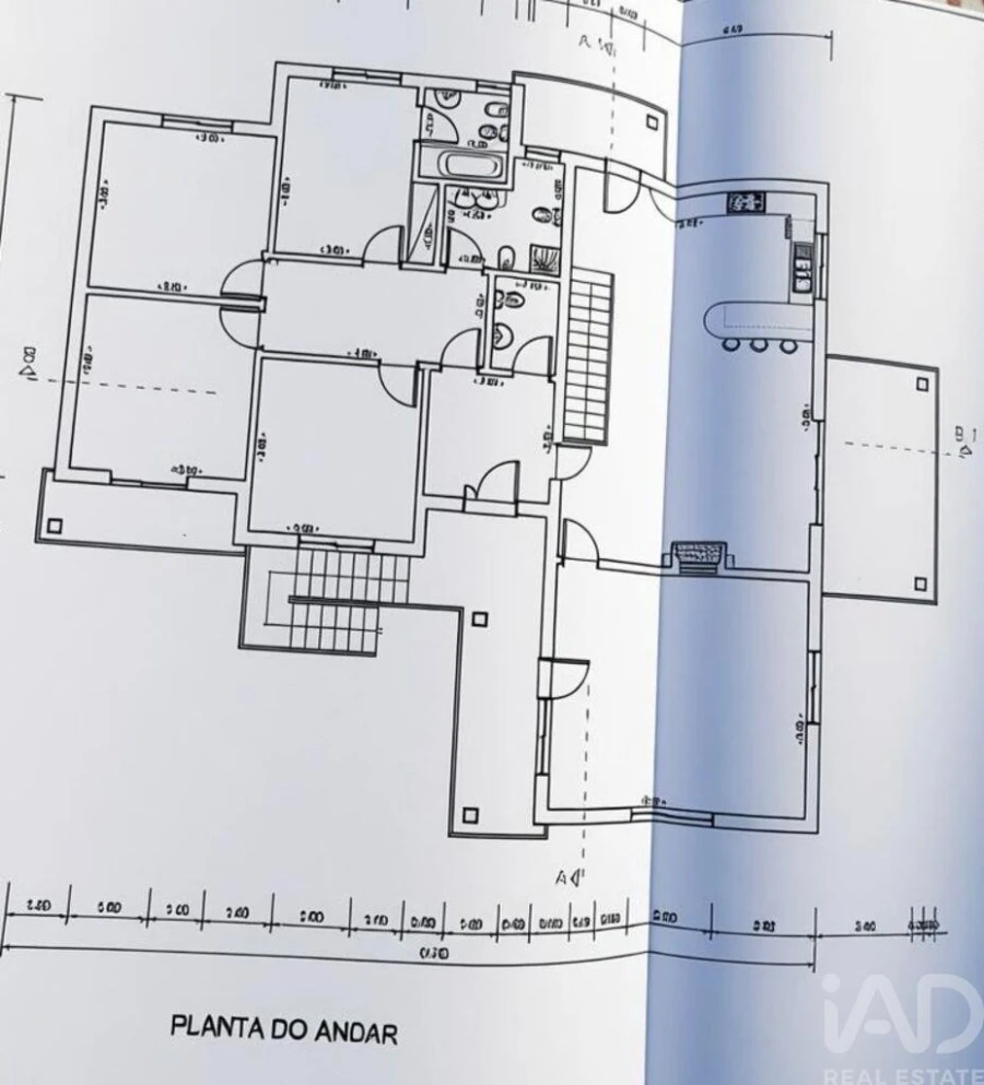 Moradia T4 para Venda em Vila Marim Foto 21