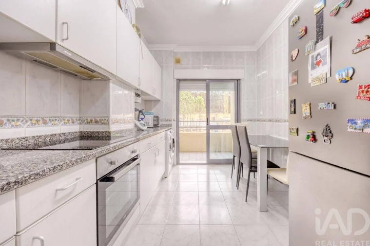 Apartamento T2 para Venda em Valongo Foto 13