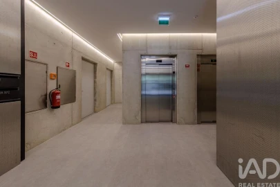 Apartamento T1 para Arrendamento em Alvalade