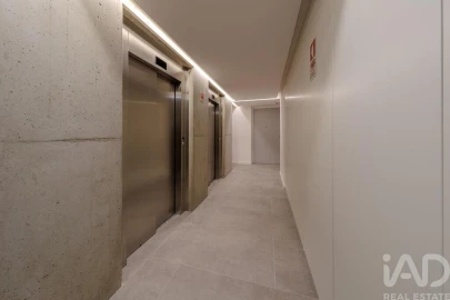 Apartamento T1 para Arrendamento em Alvalade