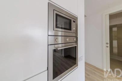 Apartamento T1 para Arrendamento em Alvalade