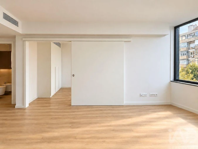 Apartamento T1 para Arrendamento em Alvalade Foto 4