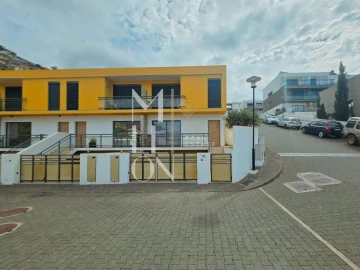 Moradia T3 para Venda em Caniço