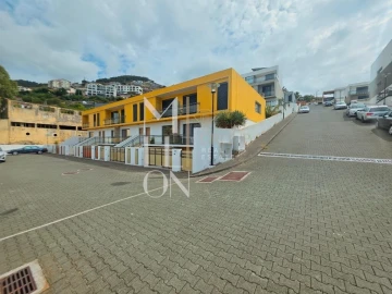 Moradia T3 para Venda em Caniço