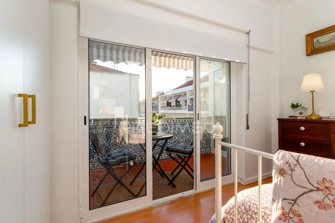 Apartamento T1 para Venda em Costa da Caparica Foto 7
