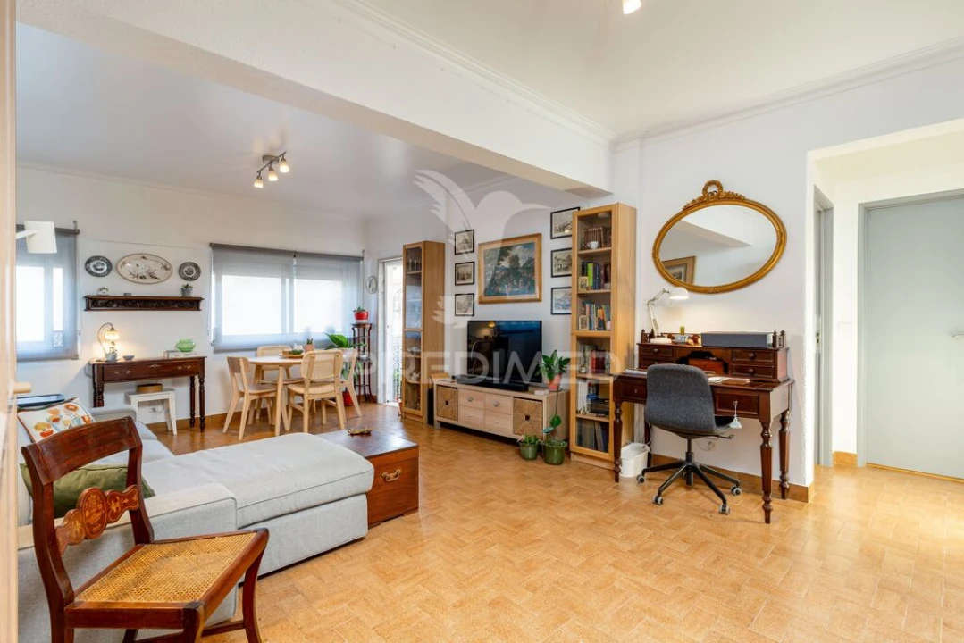 Apartamento T1 para Venda em Costa da Caparica Foto 9