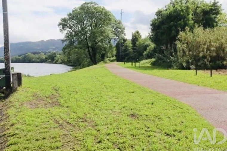 Terreno para Venda em Loivo Foto 10