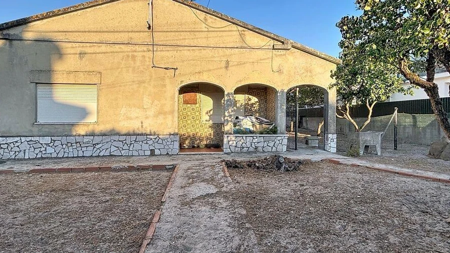 Moradia T3 para Venda em Fernao Ferro