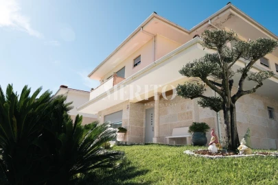 Moradia T3 para Venda em Sande São Lourenço e Balazar