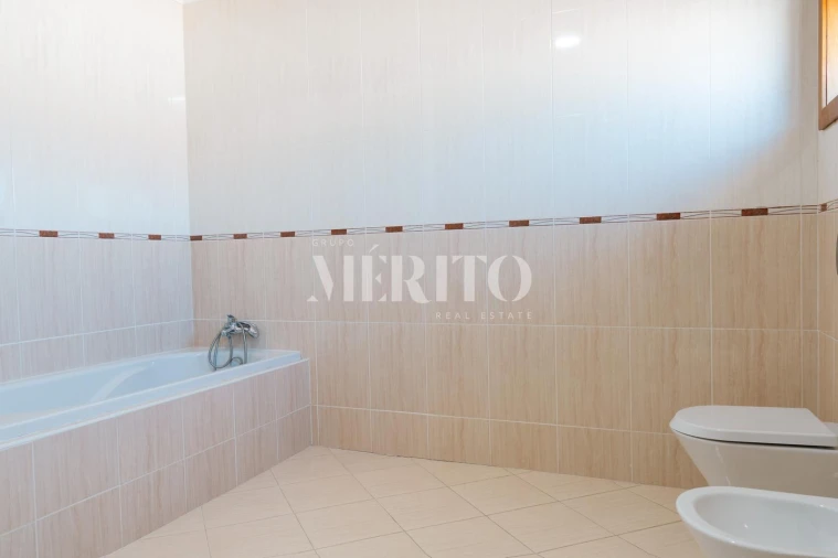 Moradia T3 para Venda em Sande São Lourenço e Balazar Foto 11