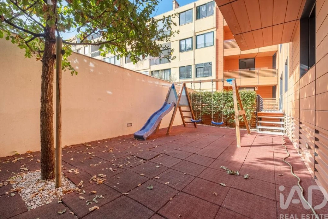 Apartamento T3 para Venda em Aldoar, Foz do Douro e Nevogilde Foto 2