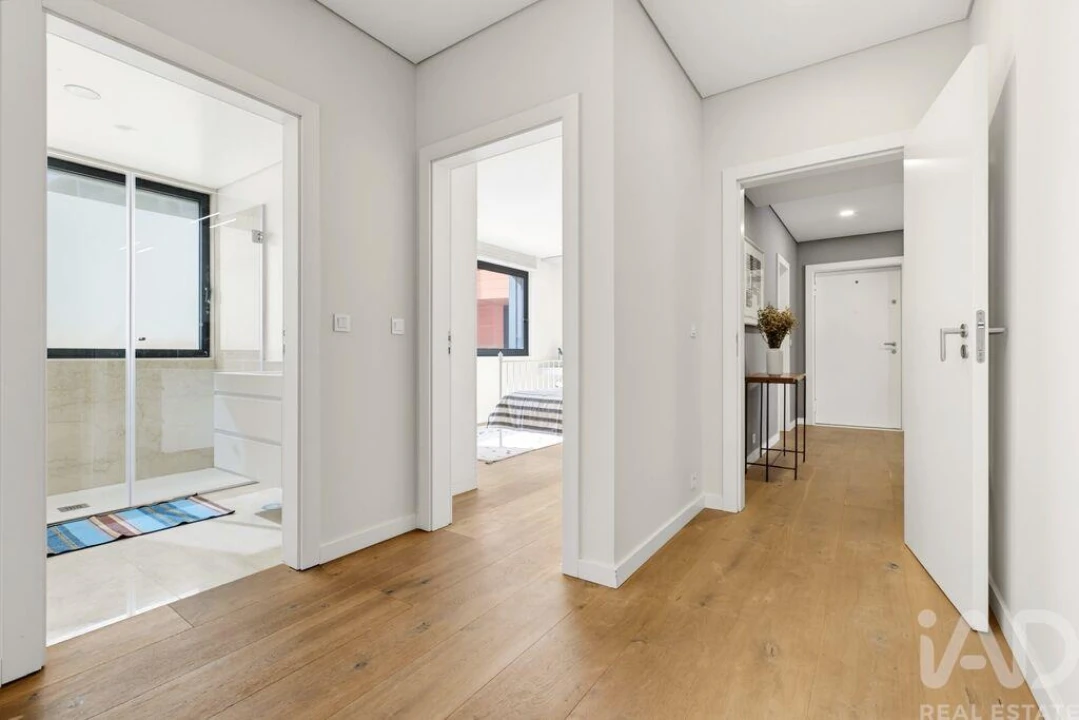 Apartamento T3 para Venda em Aldoar, Foz do Douro e Nevogilde Foto 8
