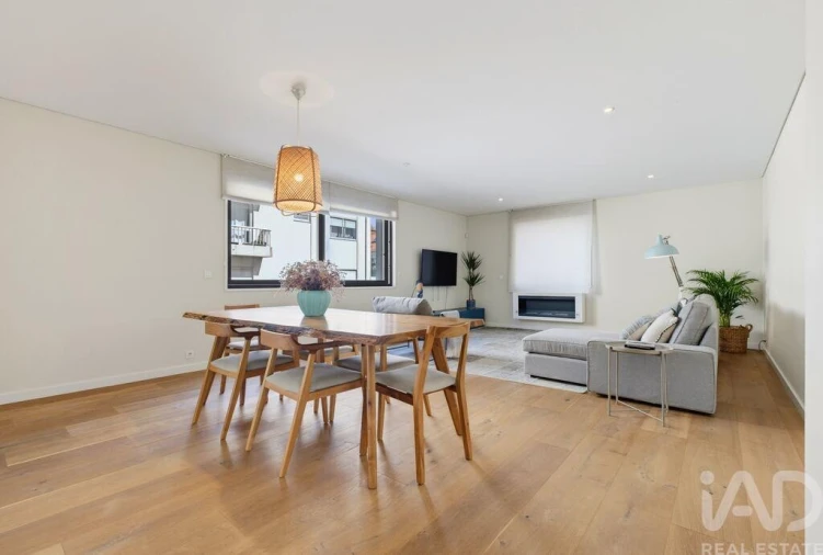 Apartamento T3 para Venda em Aldoar, Foz do Douro e Nevogilde Foto 9