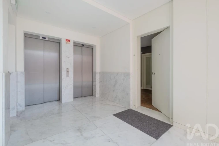 Apartamento T3 para Venda em Aldoar, Foz do Douro e Nevogilde Foto 4