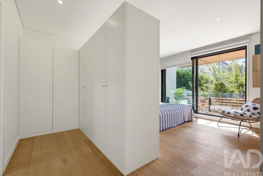 Apartamento T3 para Venda em Aldoar, Foz do Douro e Nevogilde Foto 17