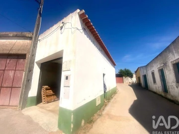 Armazém para Venda em Bombarral e Vale Covo
