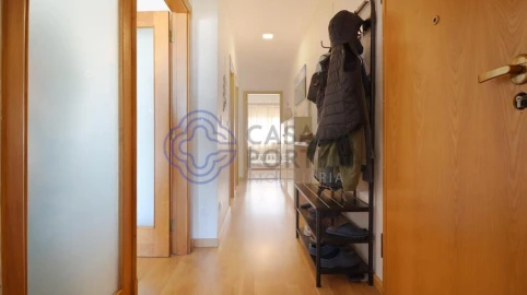 Apartamento T2 para Venda em Serzedo e Perosinho