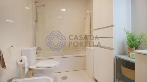 Apartamento T2 para Venda em Serzedo e Perosinho