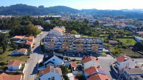 Apartamento T2 para Venda em Serzedo e Perosinho