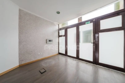Loja para Venda em Peniche