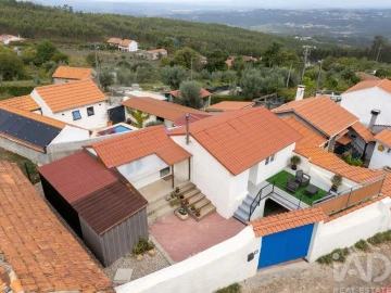 Moradia T1 para Venda em Pombeiro da Beira