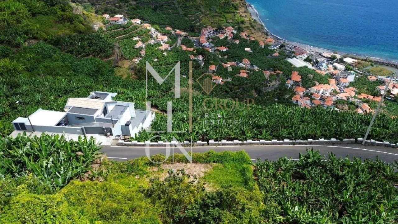 Terreno para Venda em Ponta do Sol Foto 9