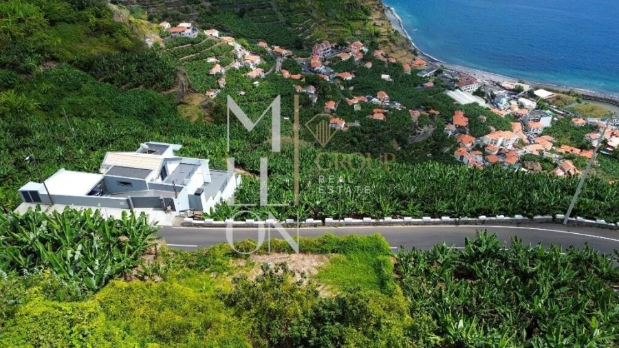 Terreno para Venda em Ponta do Sol Foto 9