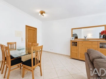 Apartamento T2 para Venda em Quarteira