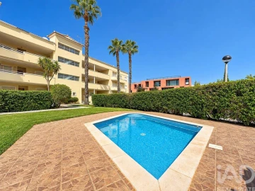 Apartamento T2 para Venda em Quarteira