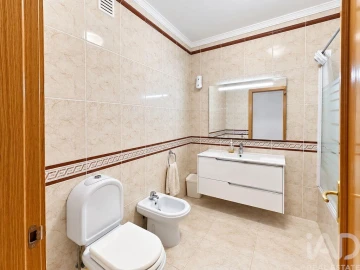 Apartamento T2 para Venda em Quarteira