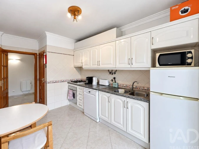 Apartamento T2 para Venda em Quarteira Foto 11