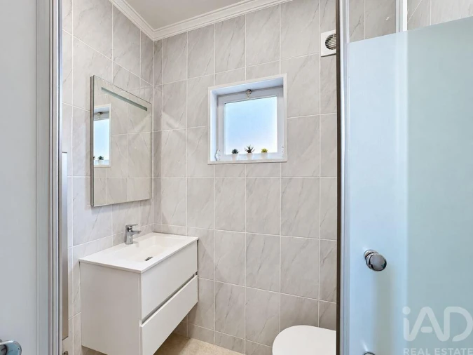 Apartamento T2 para Venda em Quarteira Foto 25