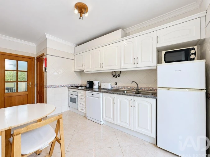 Apartamento T2 para Venda em Quarteira Foto 19