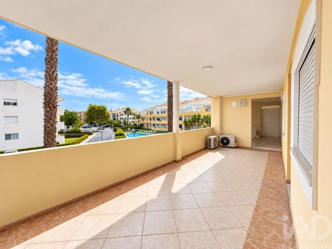 Apartamento T2 para Venda em Quarteira Foto 20