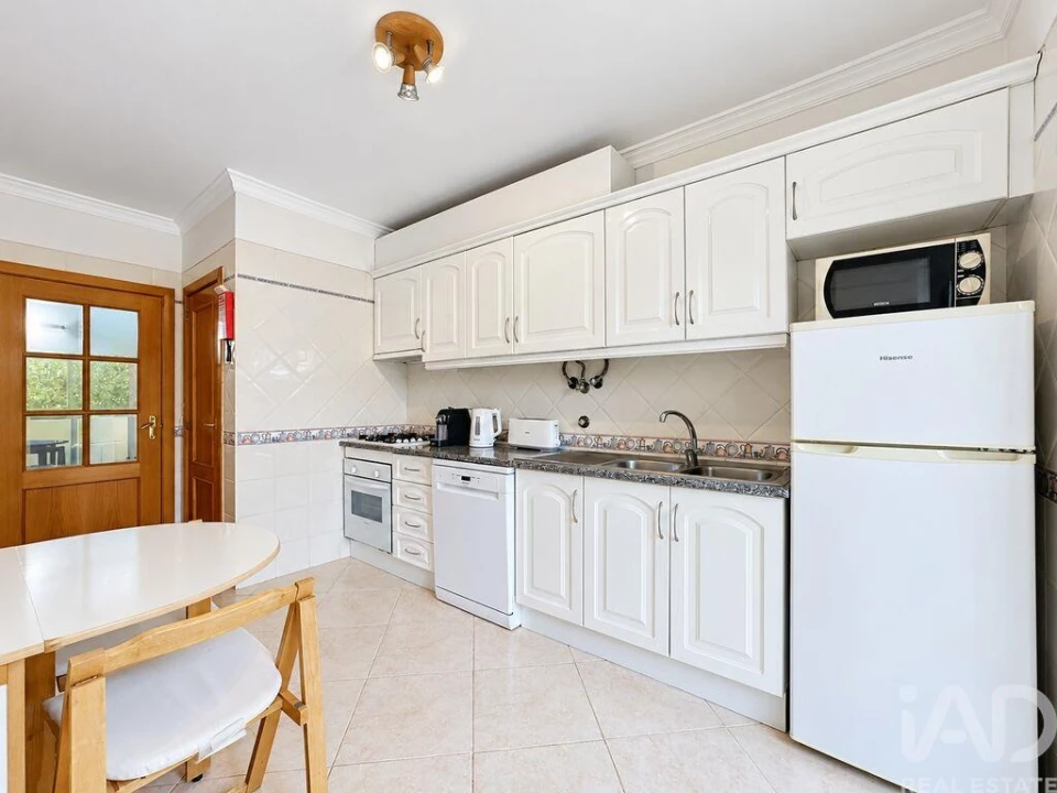 Apartamento T2 para Venda em Quarteira Foto 19