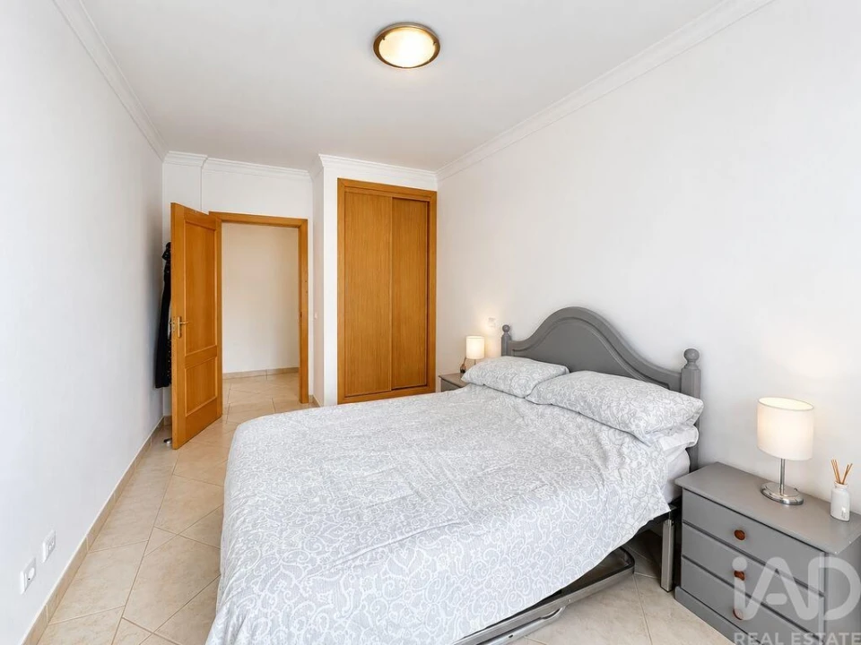 Apartamento T2 para Venda em Quarteira Foto 13