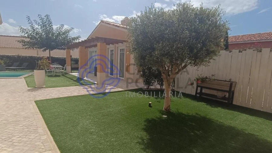 Moradia T3 para Venda em Nossa Senhora do Pópulo, Coto e São Gregório