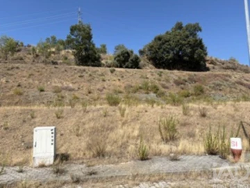 Terreno para Venda em Rebordãos