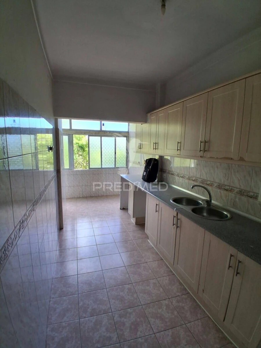 Apartamento T2 para Venda em Almada, Cova da Piedade, Pragal e Cacilhas Foto 2