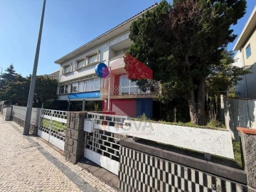 Moradia T5 para Venda em Braga (São José de São Lázaro e São João do Souto)