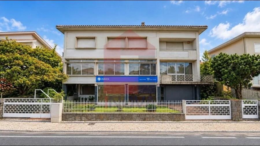 Moradia T5 para Venda em Braga (São José de São Lázaro e São João do Souto)