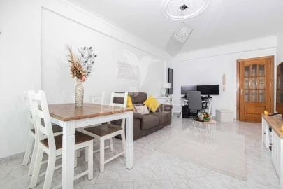Apartamento T2 para Venda em Azambuja