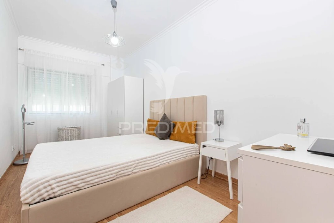 Apartamento T2 para Venda em Azambuja Foto 6