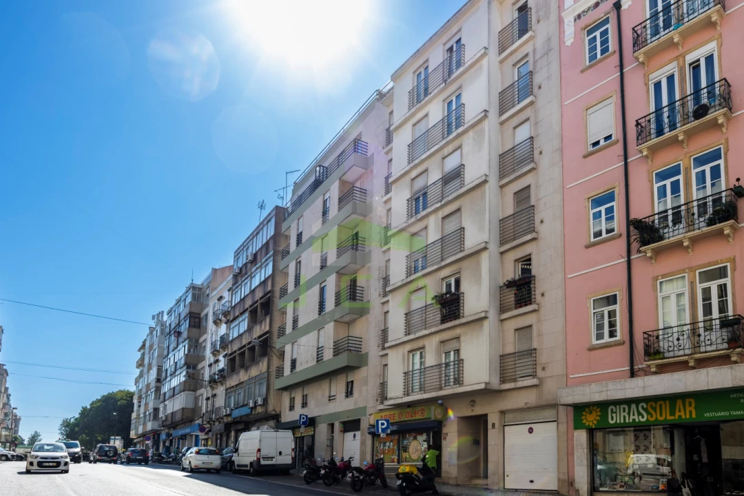 Apartamento T3 para Venda em Penha de França Foto 2