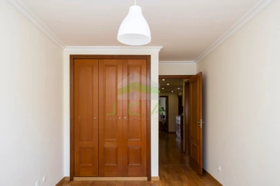 Apartamento T3 para Venda em Penha de França