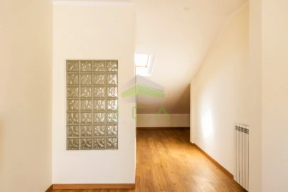 Apartamento T3 para Venda em Penha de França