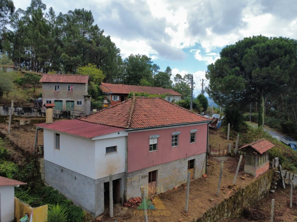 Moradia T3 para Venda em Vilela, São Cosme e São Damião e Sá Foto 2