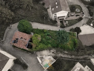 Moradia T2 para Venda em Salvador, Vila Fonche e Parada