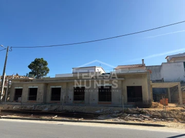 Moradia T3 para Venda em Fernao Ferro