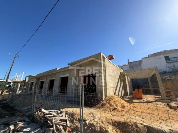 Moradia T3 para Venda em Fernao Ferro